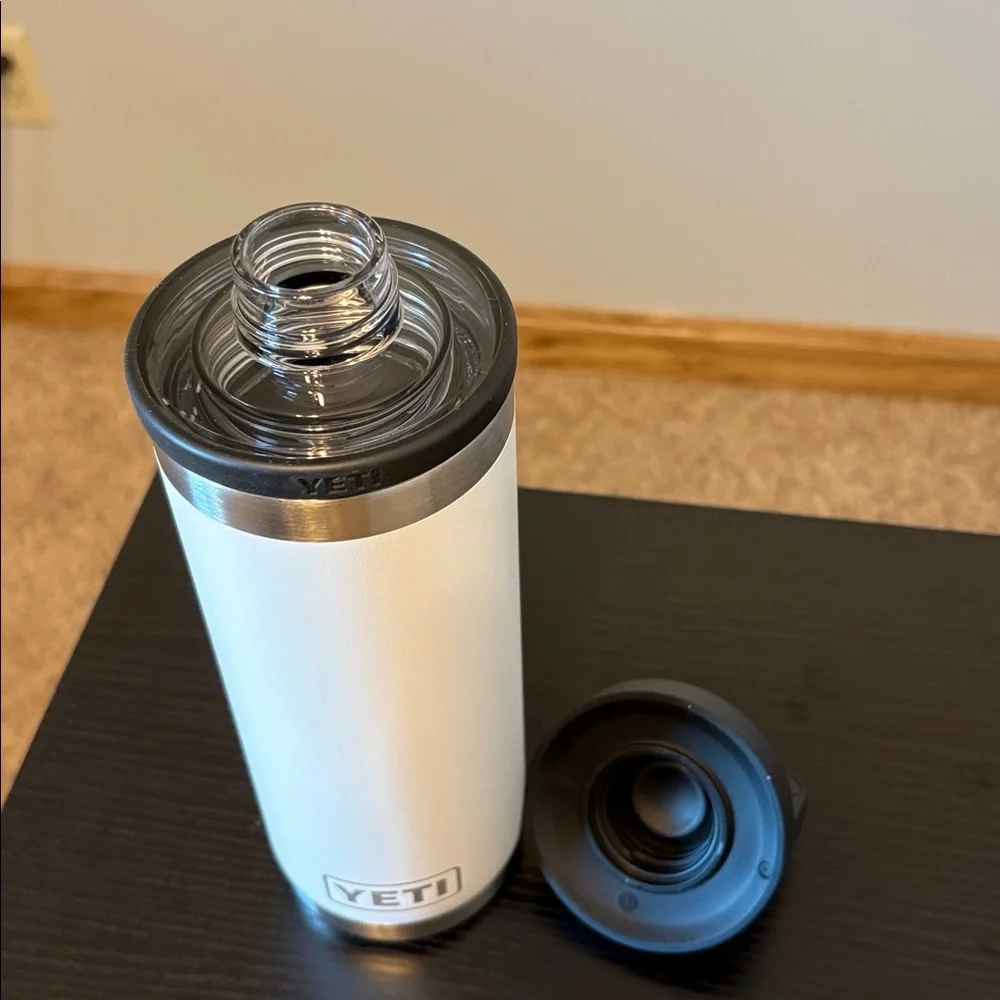 Starkisk yeti water bottle & bento box